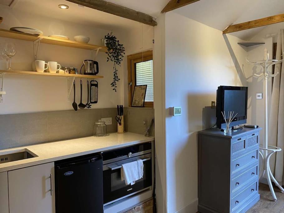 Cosy 1 Bedroom Country Lodge With Free Parking Watlington  Exteriér fotografie